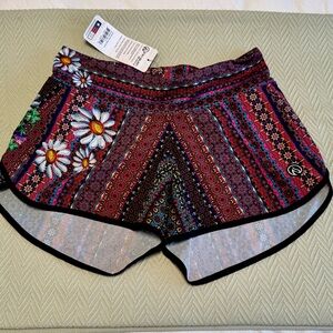 SOLD - InknBurn Boho Daisy Shorts - Size 12
